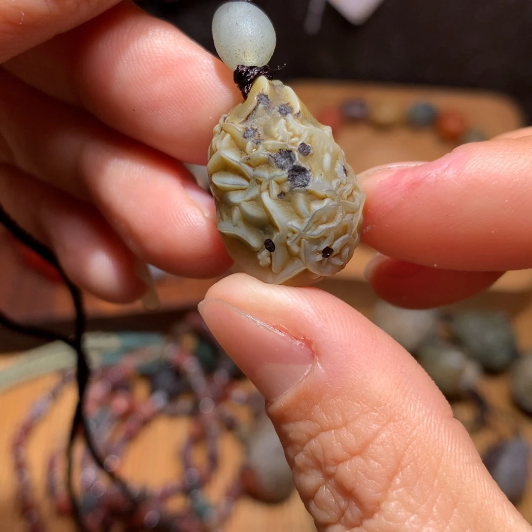 未镶嵌玛瑙/玉髓珠宝半成品