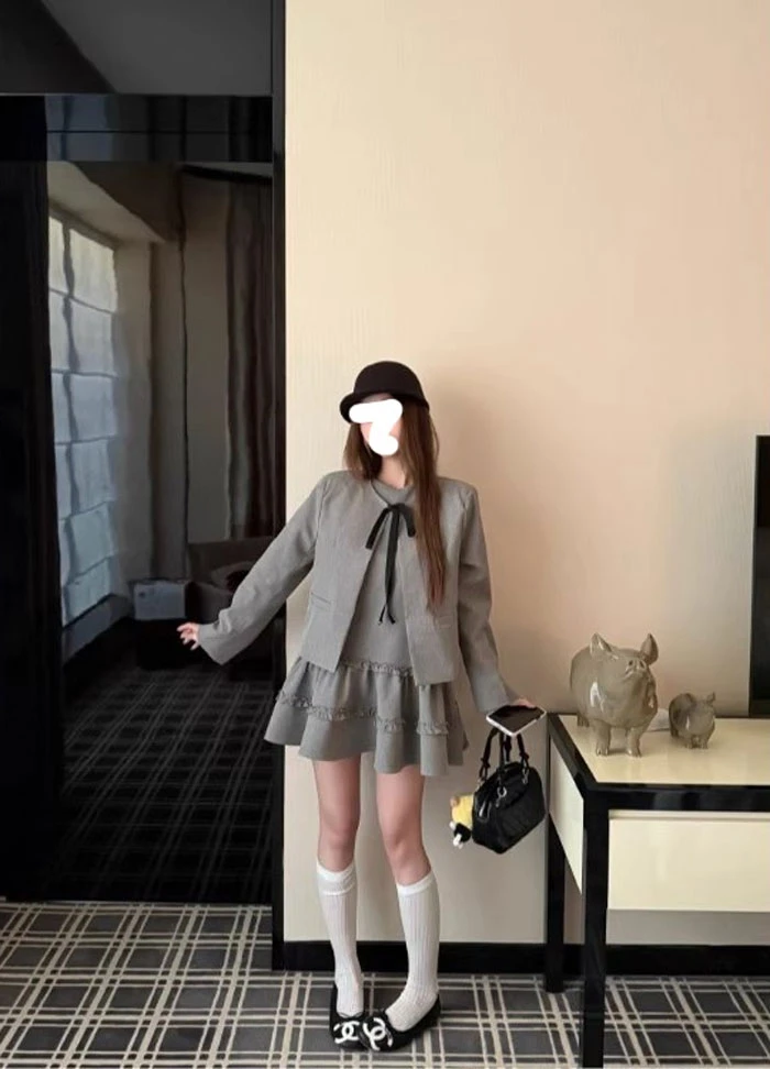 韩系千金时尚套装女秋季2025新款气质西装外套搭背心连衣裙两件套