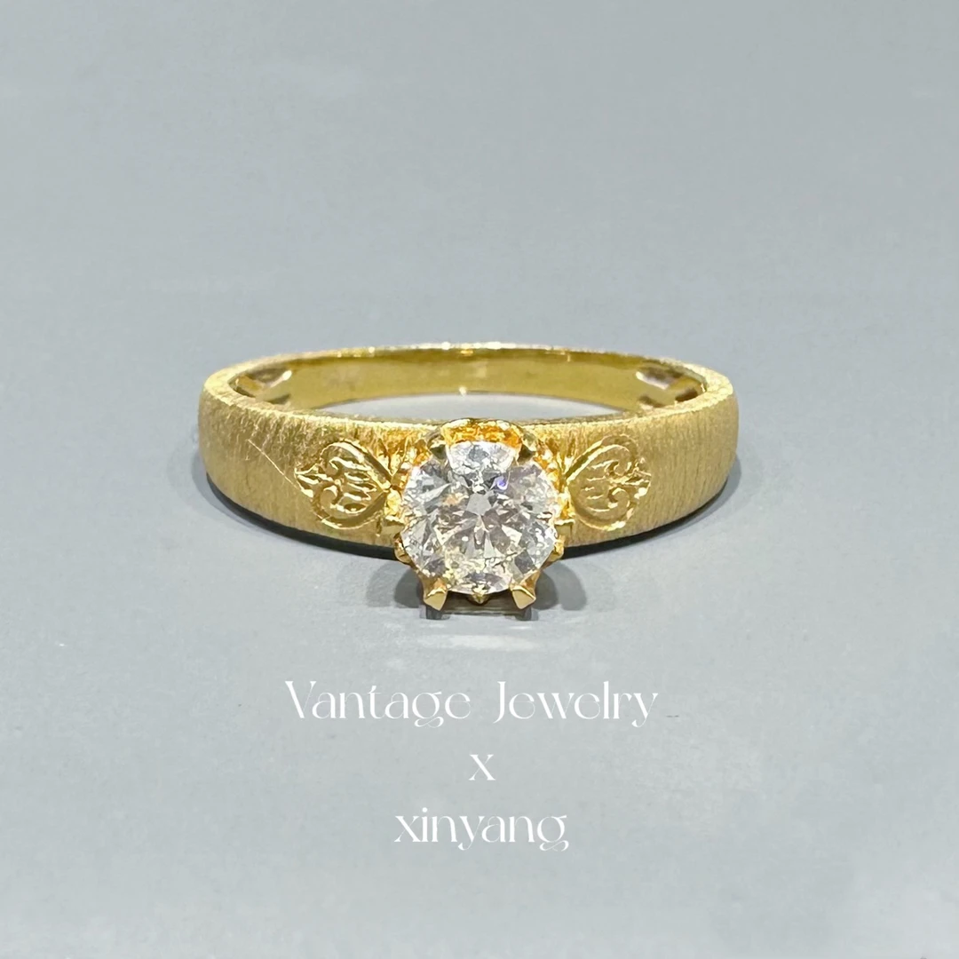 【欣阳】18K金 50分拉丝皇冠戒指