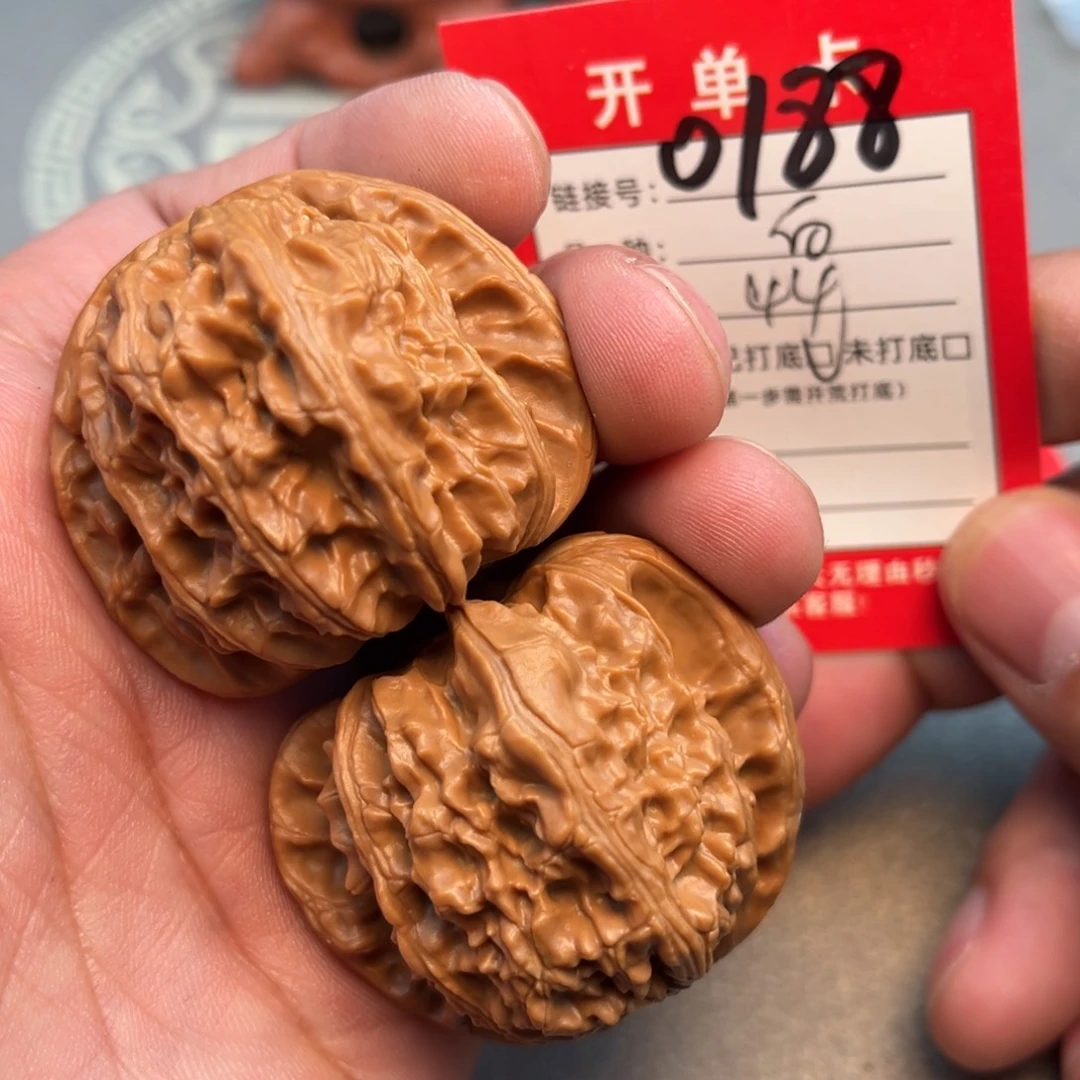吊坠文玩核桃文玩