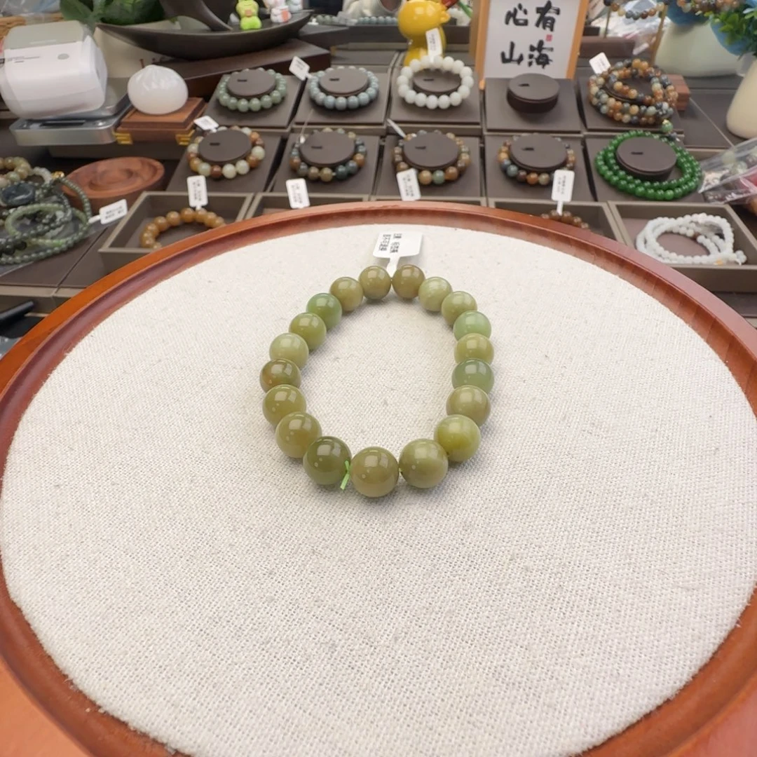 和田玉未镶嵌手链卡10黑羊洞无纹裂，31