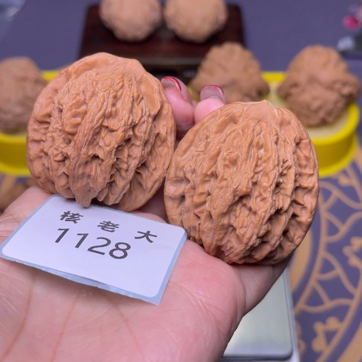 把件文玩核桃虎头43.1128