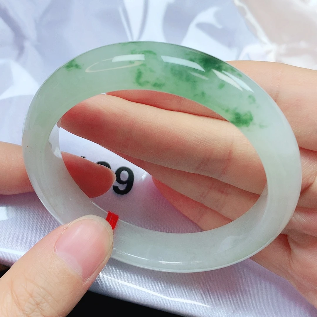 翡翠未镶嵌手镯抖音109