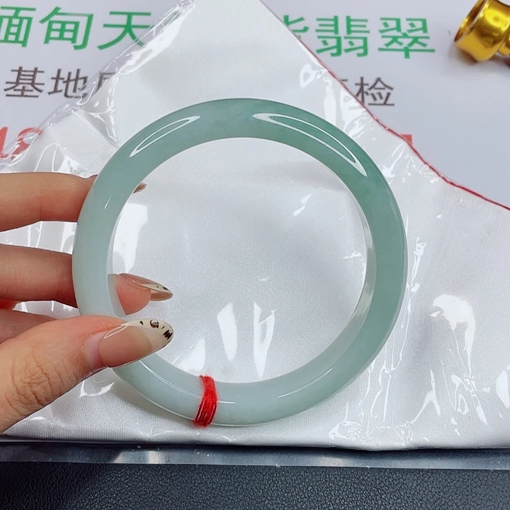 好***情未镶嵌手镯翡翠冰绿