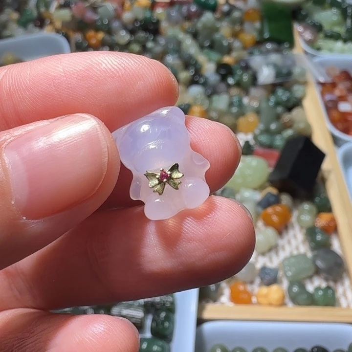 和田玉未镶嵌珠宝半成品