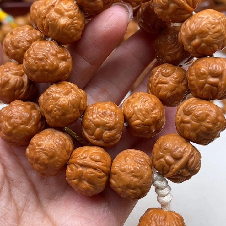 吊坠猴头核桃禅王手持