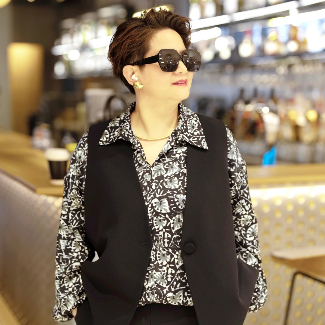 2025早春新款女装洋气气质时尚宽松醋酸设计感外搭马甲女WT063