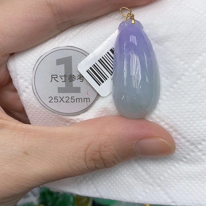 颈饰18K金镶嵌翡翠1234567899