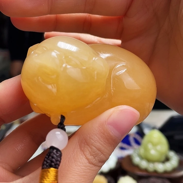 石英质玉挂件未镶嵌