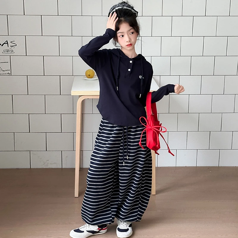 女童秋款休闲卫衣套装2025新款洋气中大童小女孩运动条纹裤两件套