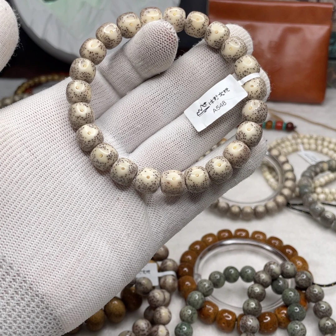 星月菩提手串10.5x9.5骨瓷白大眼睛针尖星a548