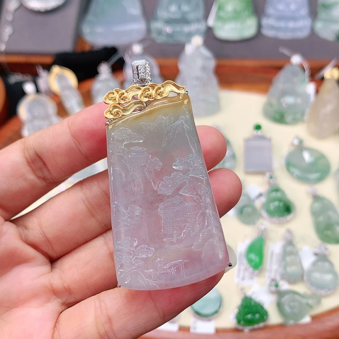 翡翠挂件18K金镶嵌山水牌