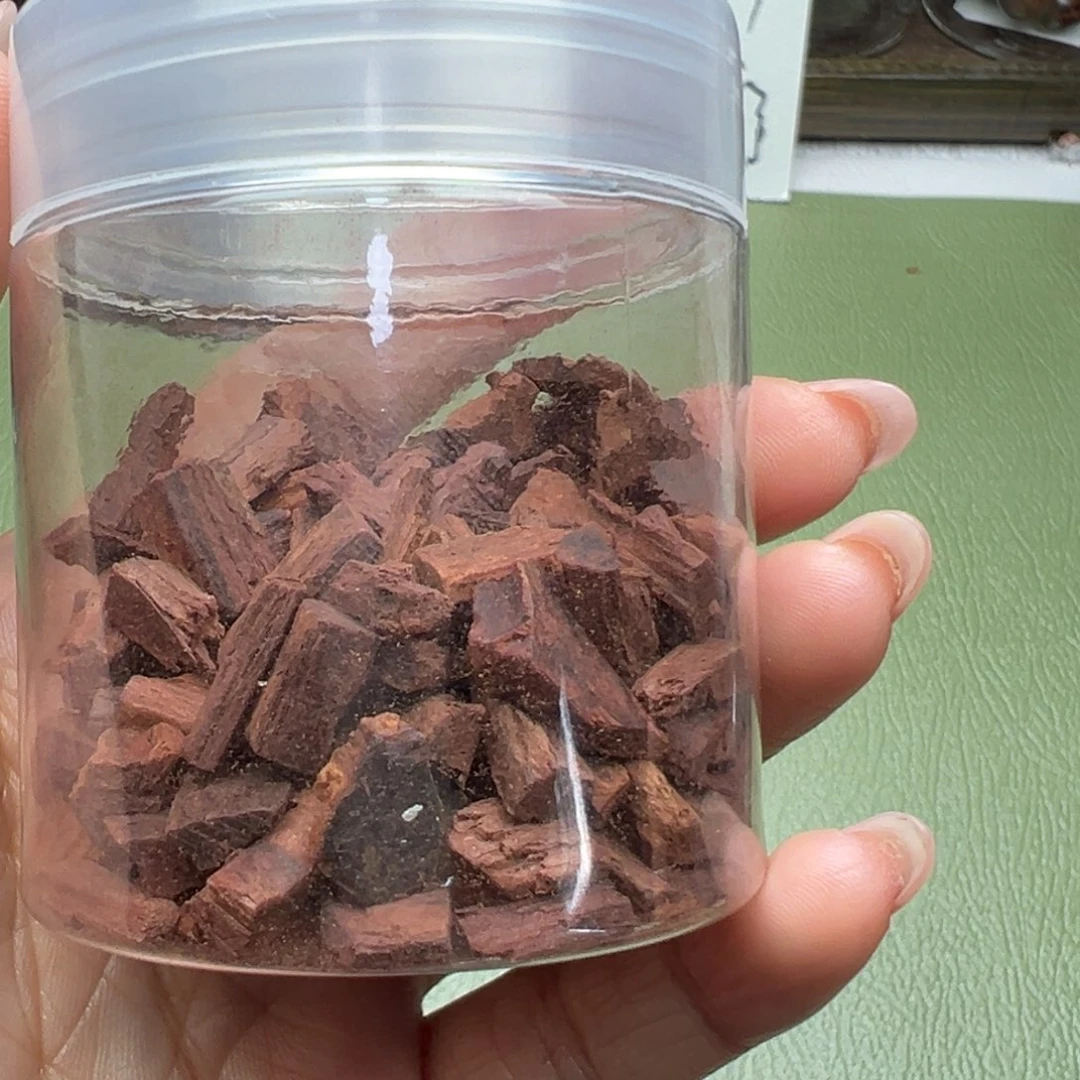 降真香其他海南红降碎料30克。