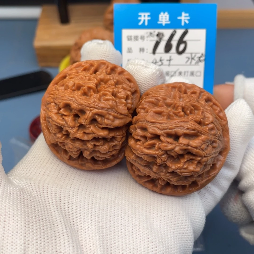 吊坠桃核文玩核桃
