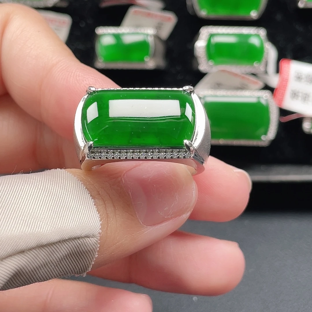 翡翠银S925镶嵌戒指天然A货翡翠没运费险4082
