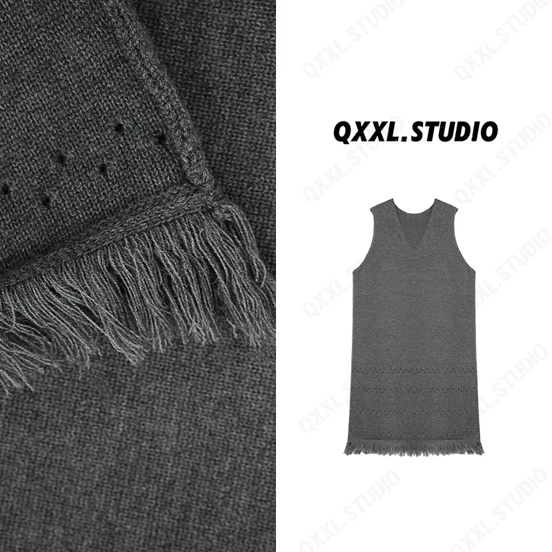 邱小小丽呀 春季新款宽松百搭流苏设计感破洞无袖背心连衣裙