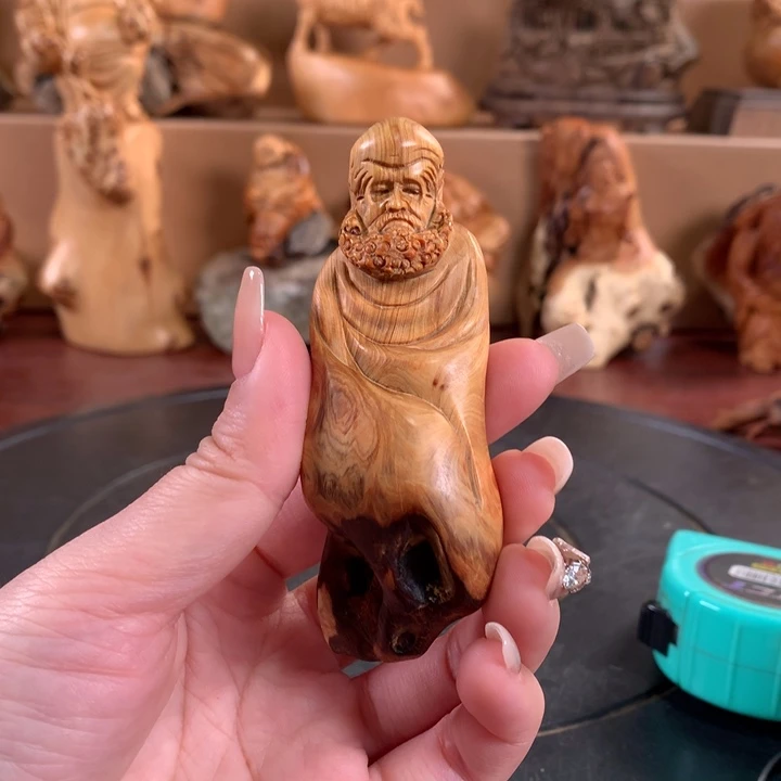 柏木（崖柏）根雕摆件