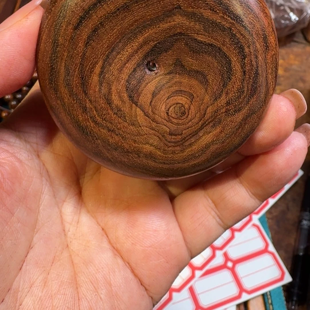 浩***克檀香紫檀（小叶紫檀）未完