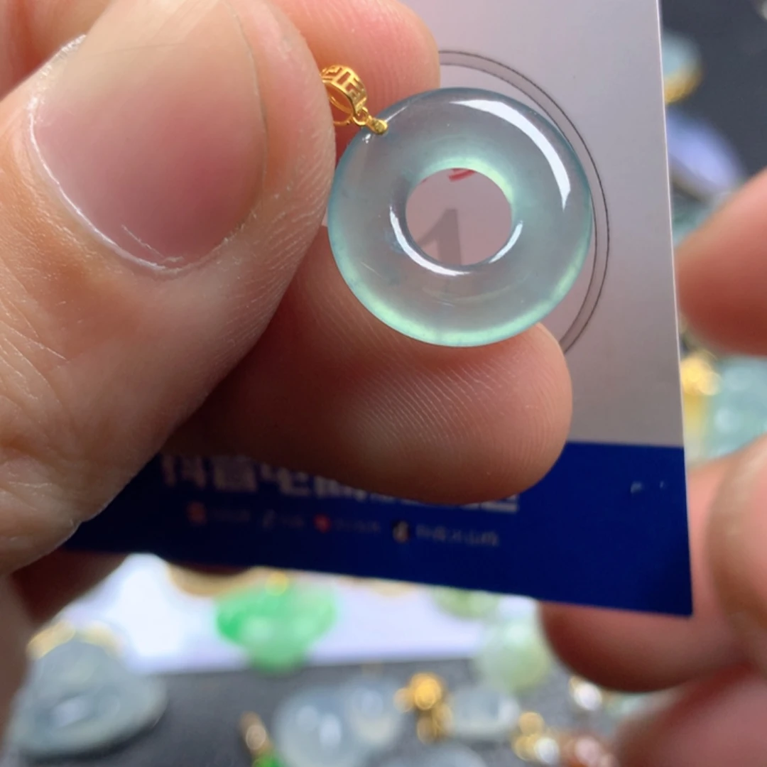 【闪购商品】翡翠颈饰18K金镶嵌翡翠