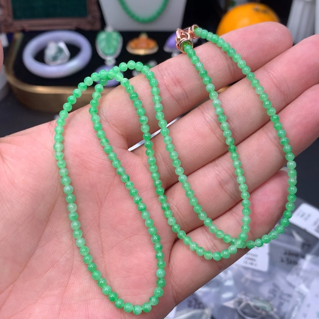 翡翠未镶嵌颈饰48小时鉴赏期，退货不扣除服务费