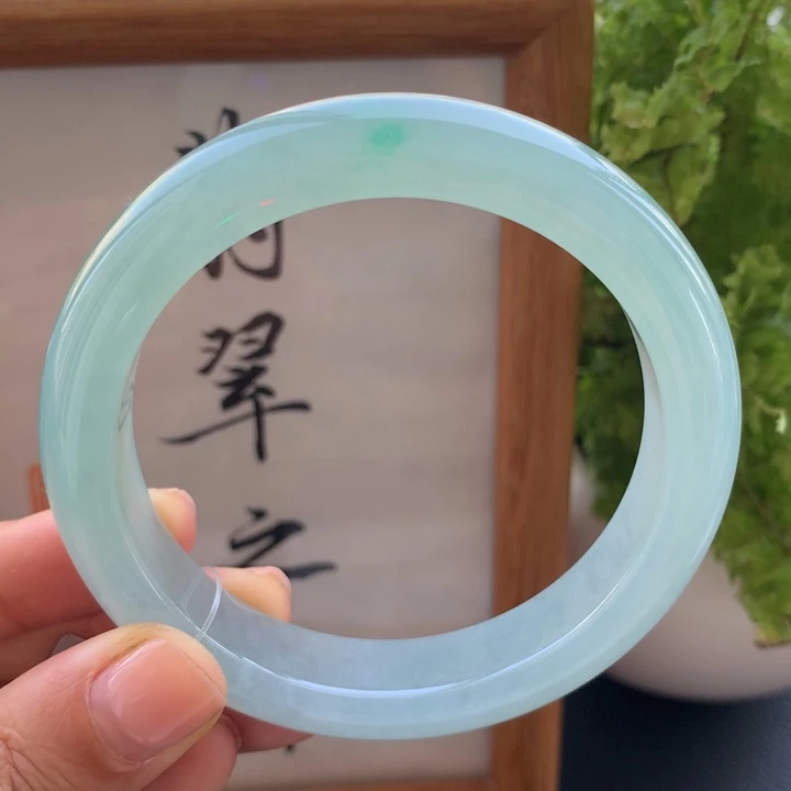翡翠手镯未镶嵌翡翠手镯57