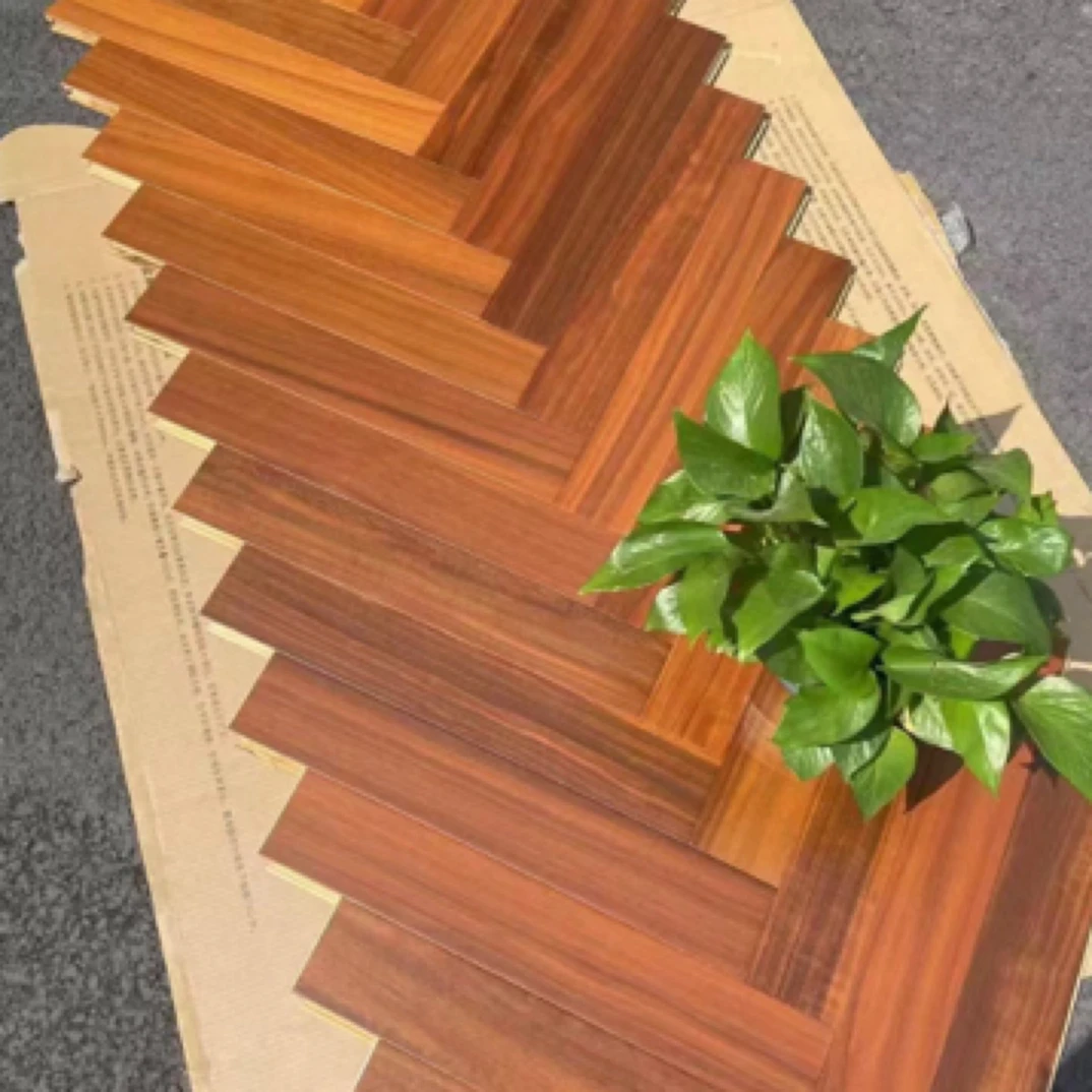 酸枝人字拼多层实木地板中古风家用环保