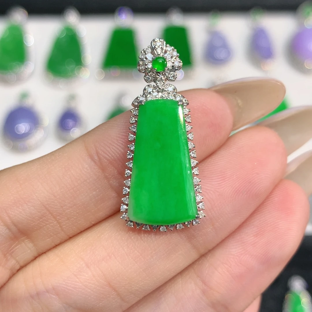 翡翠18K金镶嵌吊坠(不含链)