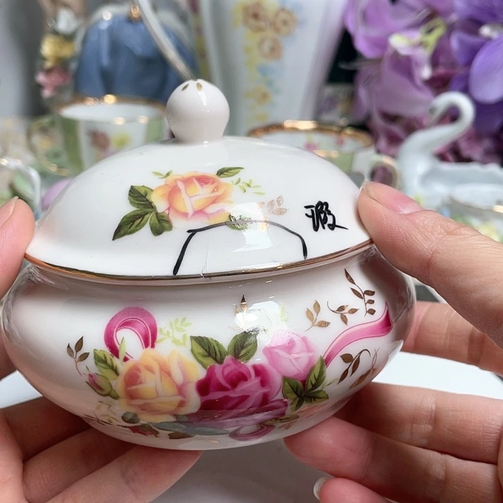 瓷片微瑕啊摆件摆件，摆件，摆件。