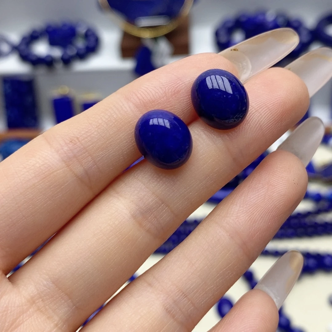 青金石未镶嵌耳饰