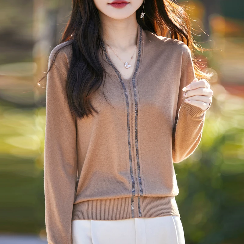 【现货宠粉】新款长袖针织衫V领套头女亲肤春秋显瘦气质打底毛衣薄