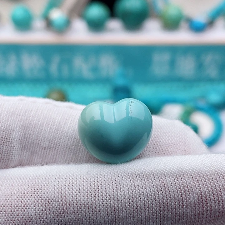 未镶嵌绿松石珠宝奇石15