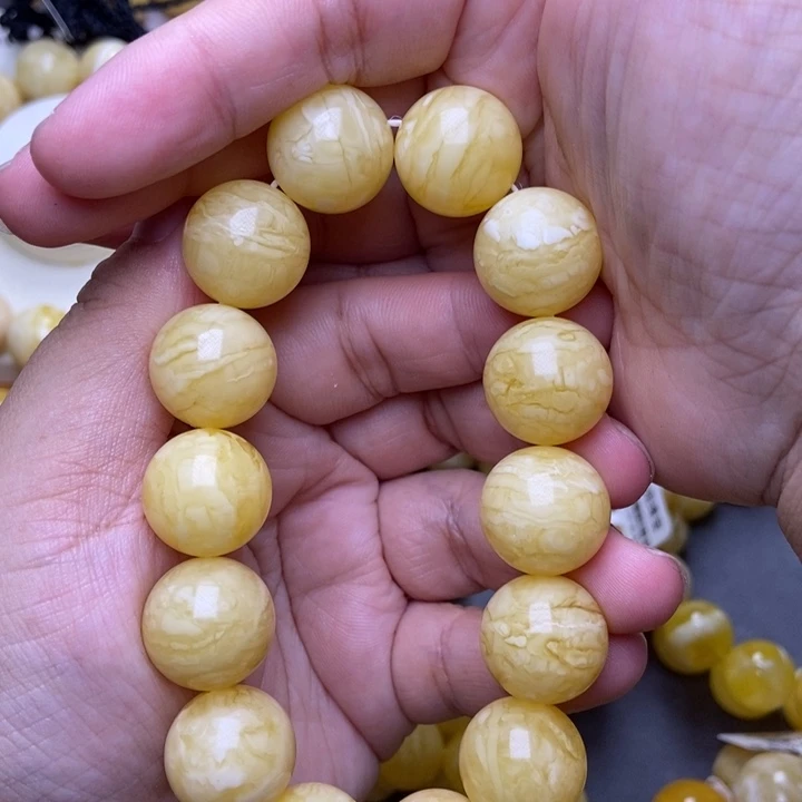 未镶嵌琥珀珠宝奇石蜜蜡70