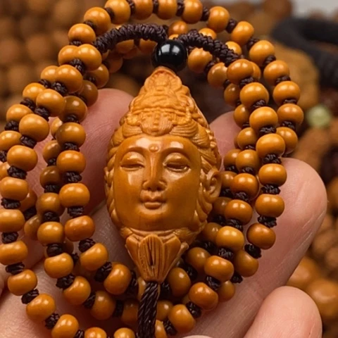 猴头核桃吊坠橄榄绿色