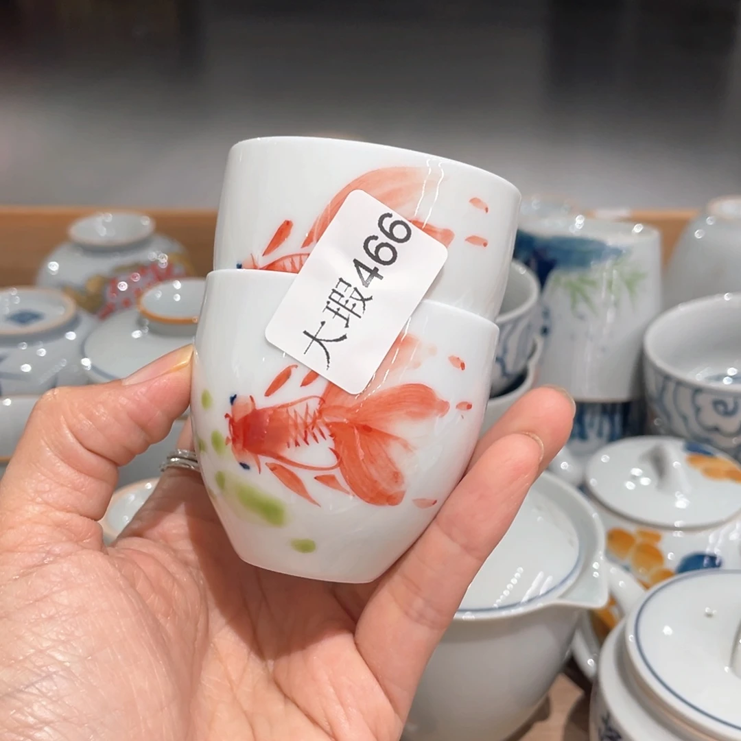 釉下手绘茶具微瑕