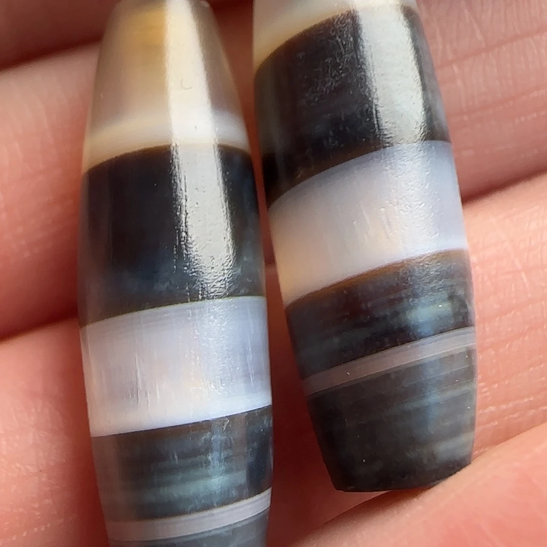 玛瑙/玉髓合金颈饰玛瑙管珠 对孔28直径8-9