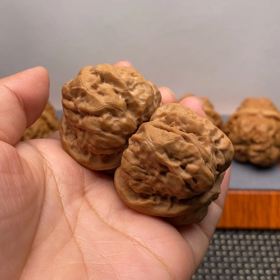 文玩核桃把件边39左右