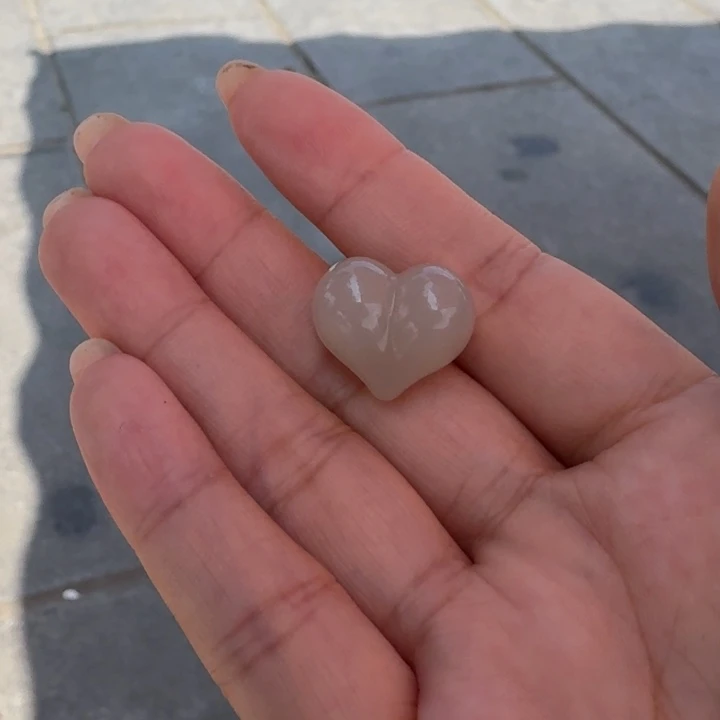 和田玉未镶嵌颈饰18.6高一