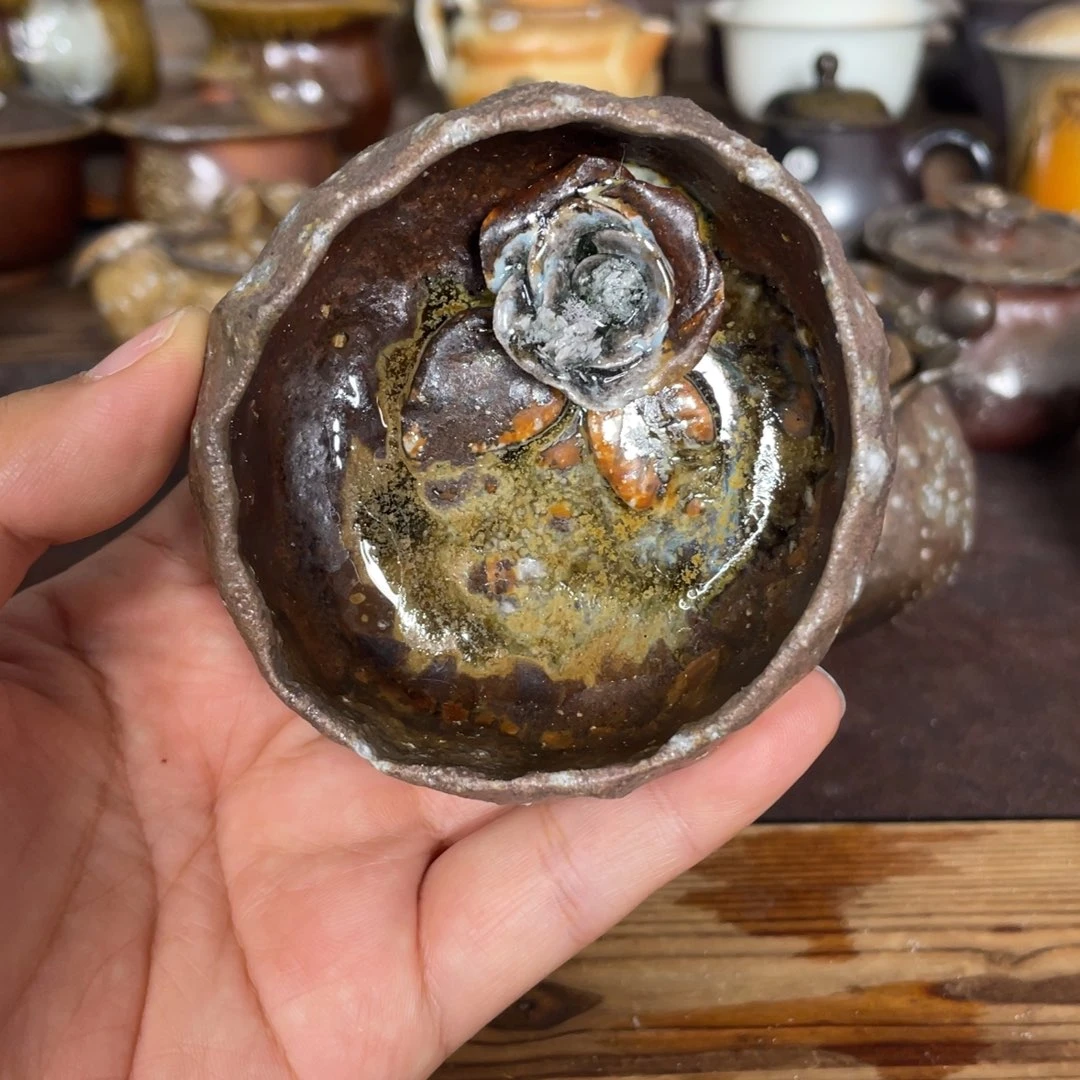 海****硬玫瑰杯。渣渣玫瑰柴烧。  柴烧