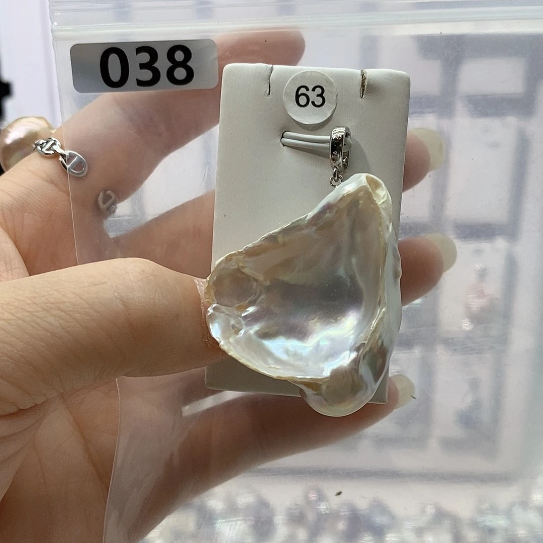 淡水珍珠合金颈饰