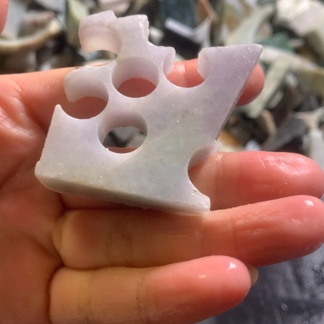 翡翠颈饰未镶嵌缅甸翡翠