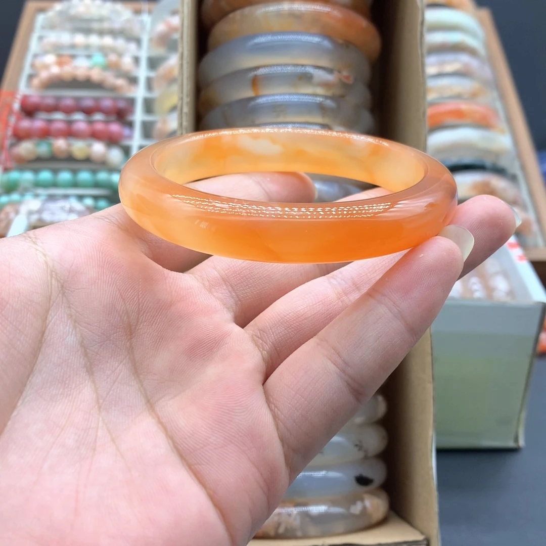 【闪购商品】玛瑙/玉髓手镯未镶嵌?**?