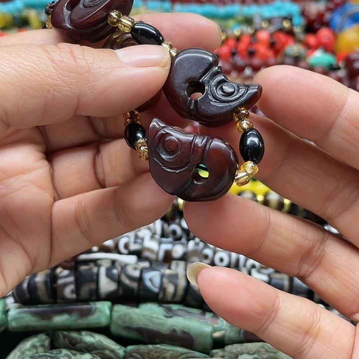 玛瑙/玉髓未镶嵌颈饰