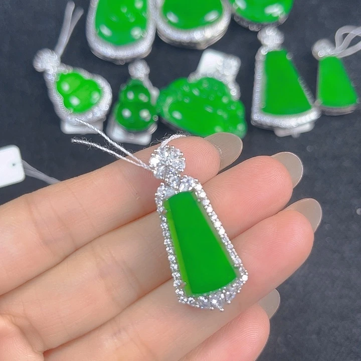 翡翠银S925镶嵌吊坠(不含链)