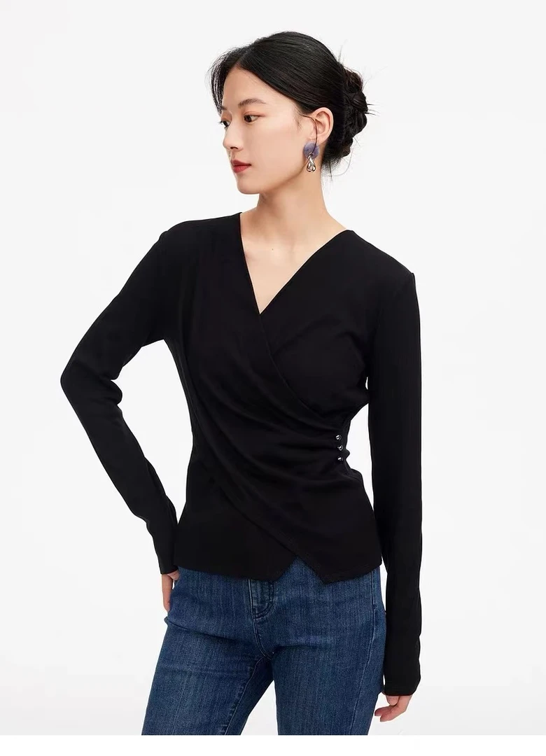 24s早秋新款时尚百搭V领显瘦内搭打底衫（2401066）【682】