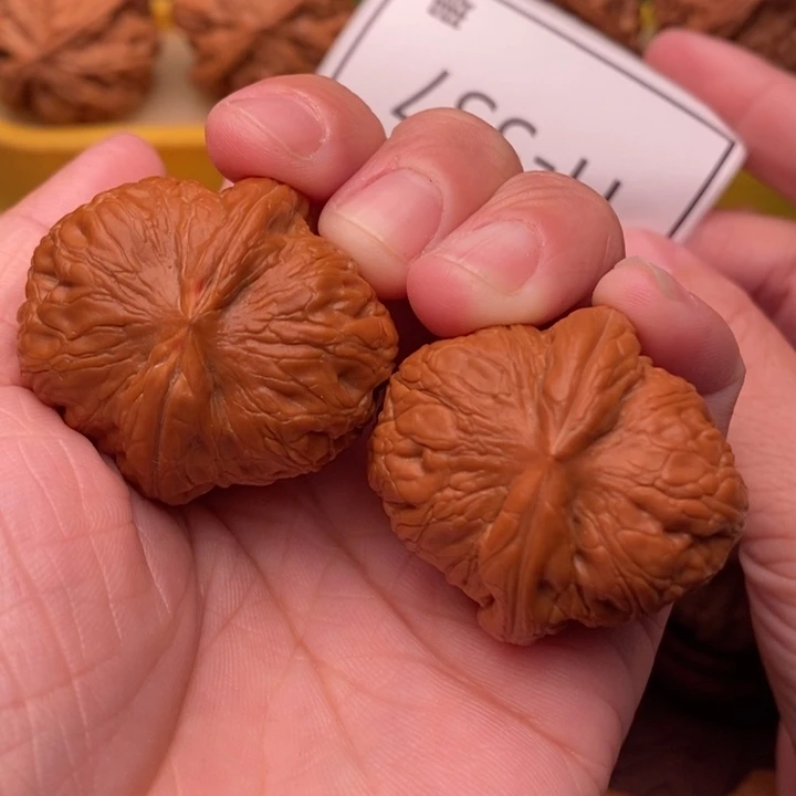 把件桃核元宝36….