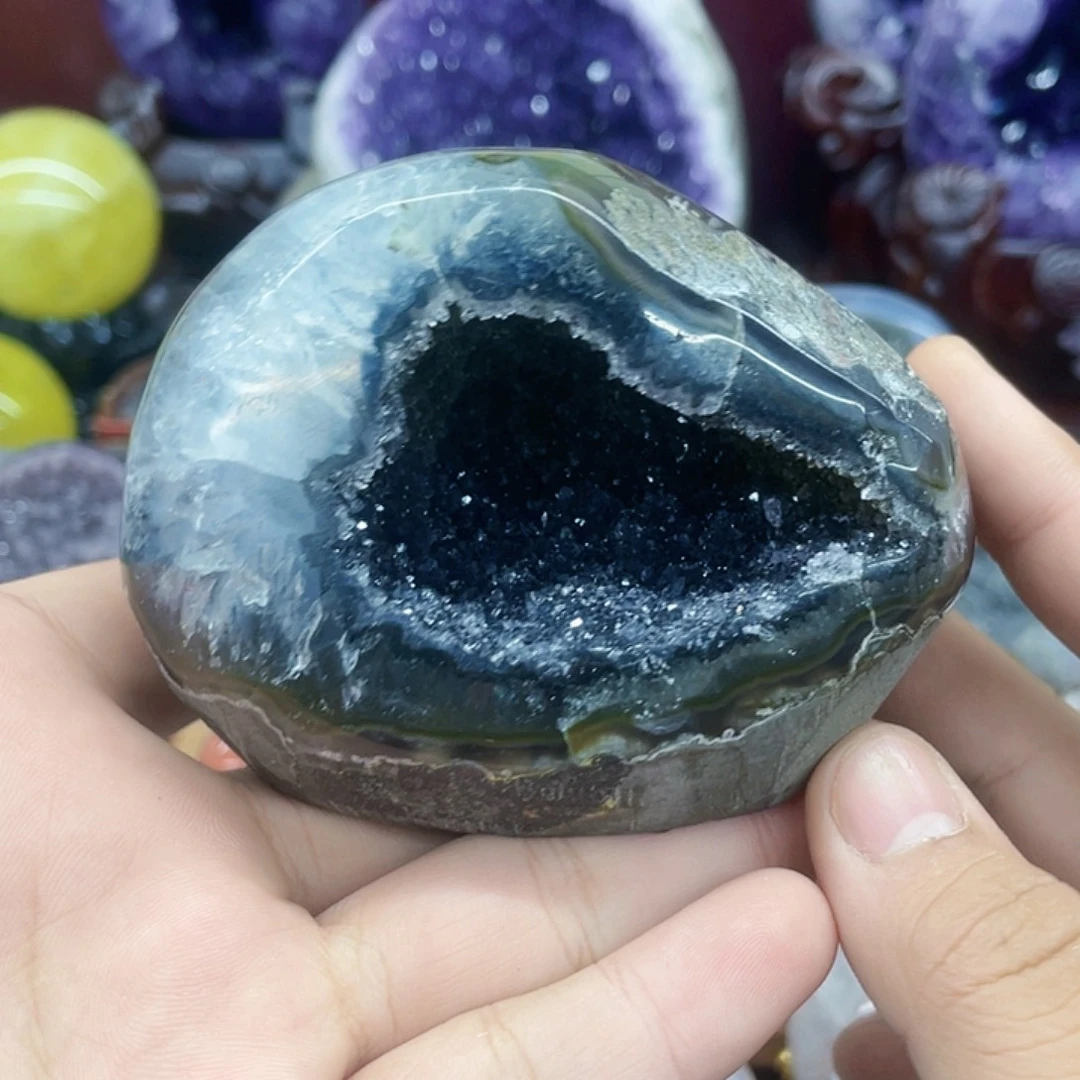紫晶未镶嵌大型摆件（非配饰）