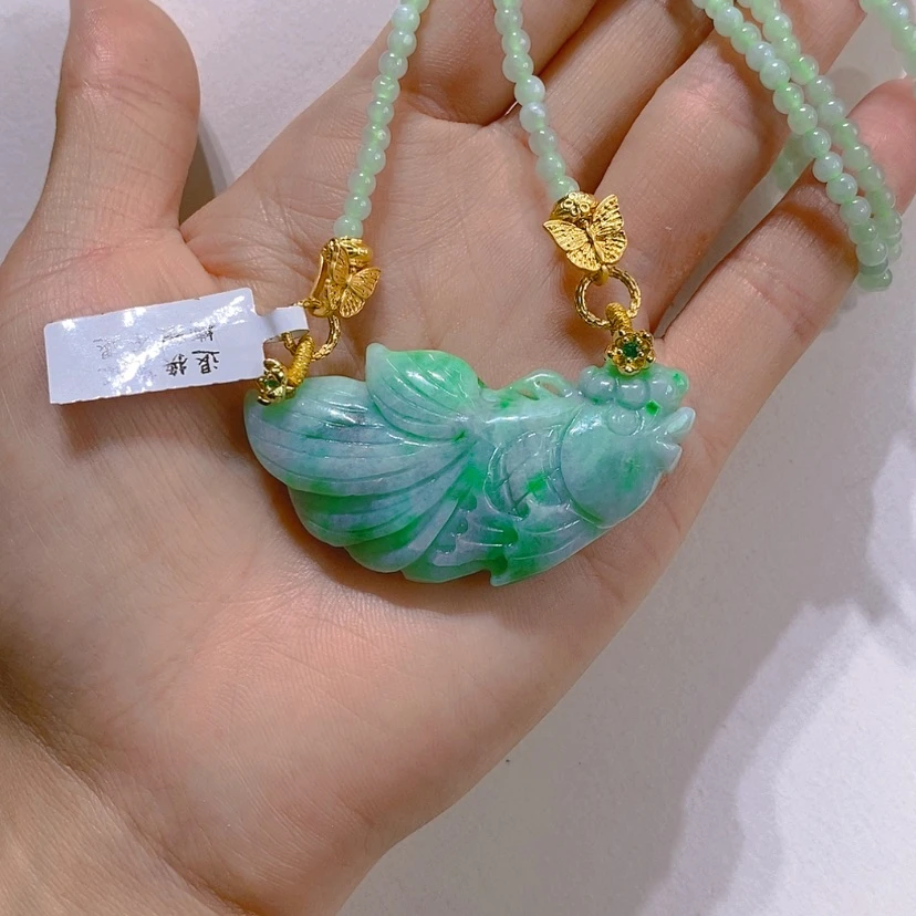 【闪购商品】翡翠未镶嵌颈饰