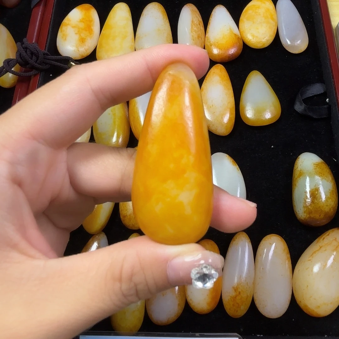 和田玉未镶嵌颈饰永*