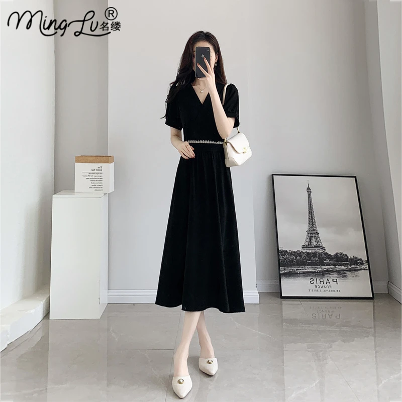 赫本风法式v领黑色连衣裙子女夏季2025新款高级感小个子气质长裙