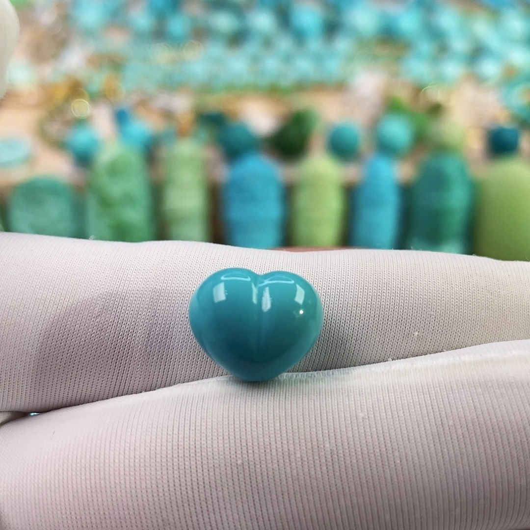 未镶嵌绿松石珠宝奇石